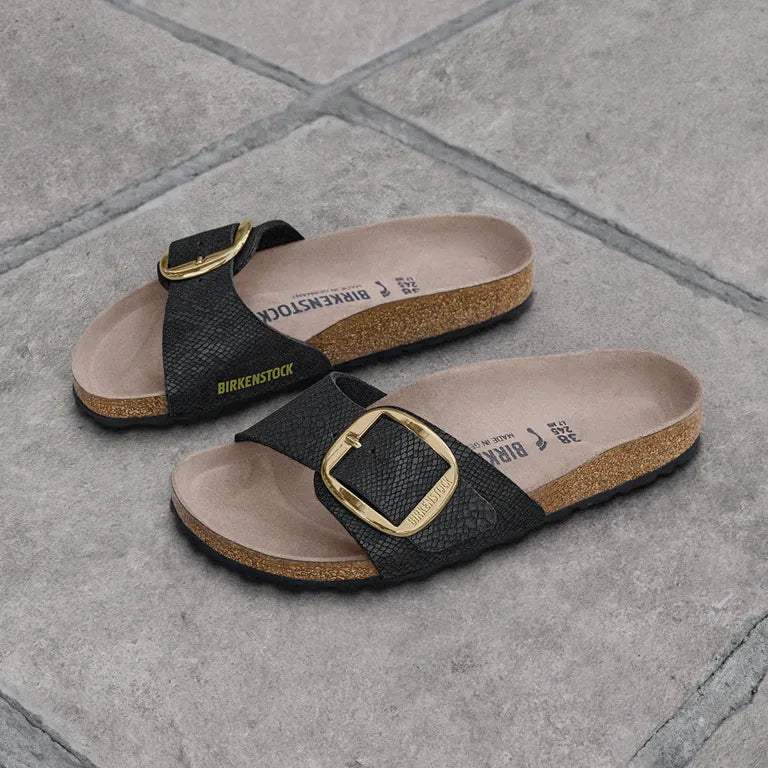 SANDALES
